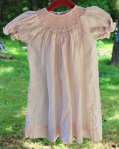 Petit Ami Baby Girl Dress 9 mths Smocked Neckline Dainty Flower Embroidery Puff