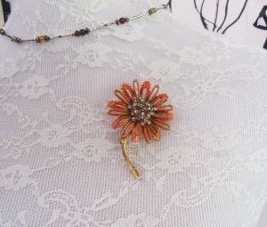 Vintage FLORENZA gold tone & rhinestone trembler coral orange sunflower brooch 1970s - Fashionconservatory.com