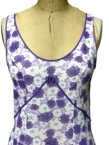 1970s mini slip or slip dress with purple floral print and piping Size S/M - Fashionconservatory.com