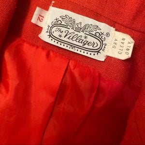 1970’s Vintage The Villager Red Tailored Blazer w Functional Front Pockets Small - Fashionconservatory.com