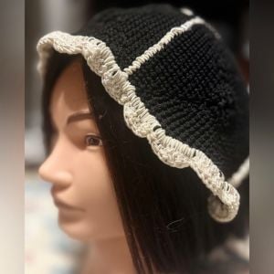1920’s Antique Crochet Cloche Hat in Black with White Ruffle Trim, Handmade - Fashionconservatory.com