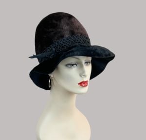 Vintage 1970s Black and Brown Fur Felt Floppy Brim Hat by Jacques Heim  - Fashionconservatory.com