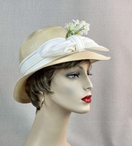 70s Beige Straw Hat with White Organza Hatband by Mr John - Fashionconservatory.com