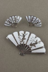 Siam silver sterling fan white enamel brooch earrings set 1960s