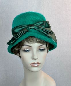 Vintage 60s Kelly Green Faux Fur Bucket Style Hat - Fashionconservatory.com