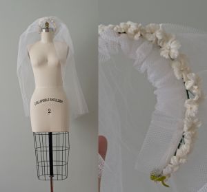 vintage 1940s  tulle veil with floral headband / communion / flower girl