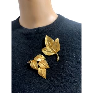 50s Gold Tone Leaf Brooch Pins BSK Lot 2 Mid Century - Fashionconservatory.com