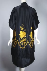 Black silk fringed 1920s lounging robe kimono evening jacket - Fashionconservatory.com