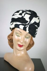 Black white swirl print fabric turban hat 1960s high crown
