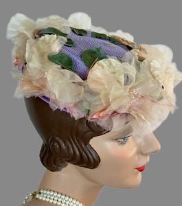 Vintage 50s Lilac Straw Shallow Crown Pillbox Hat with Silk Florals