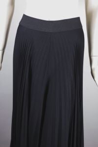 Pleated black crepe 70s bellbottom pant wide legs elastic waist - Fashionconservatory.com
