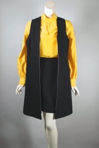 1960s mini skirt suit long vest Anne Klein black wool zip front - Fashionconservatory.com