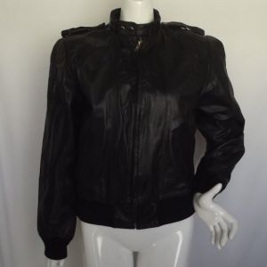 Black Leather Jacket, 40, Zipper, Strap collar, Pockets, Lined
