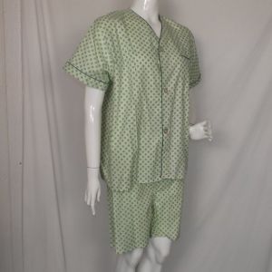 Green Polka Dot Pajamas, C/L, 2 piece Top/Shorts, Pocket - Fashionconservatory.com