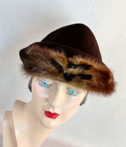 1940s Brown Felt Brimmed Hat with Mink Trim