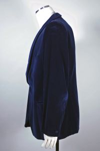 Midnight blue velvet mens suit jacket 1950s from Harrods London| 42-44 - Fashionconservatory.com