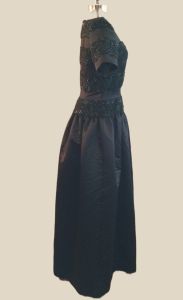 Vintage 1990's Oscar de la Renta Black Satin Beaded Bodice Formal Dress - Fashionconservatory.com