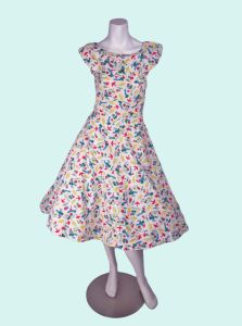 Early 1940s Floral Bird Novelty Print Cotton Dress - Fashionconservatory.com