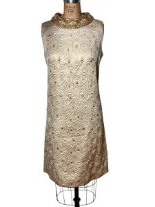 1960s gold metallic brocade shift dress with beaded collar Size M/L