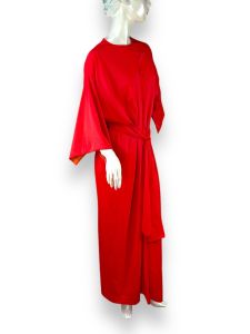 1960s red nylon robe with contrast sleeve lining by Vanity Fair - Fashionconservatory.com