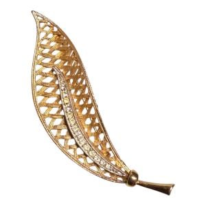 1950’s Vintage Large Leaf Brooch with Rhinestones in Gold, Estate Jewelry, 3”