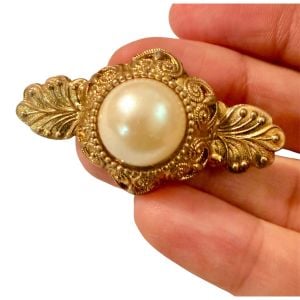 Vintage Gold Tone Faux Pearl Leaf Scroll Brooch Pin - Elegant Women’s Jewelry - Fashionconservatory.com