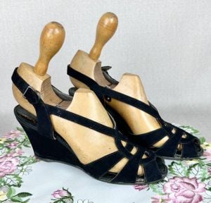 Vintage 50s Black Suede Wedge Heel Open Toe Sandals by Rhythm Step, Sz 6
