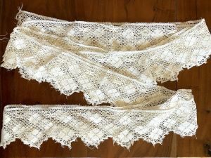Antique Lace Trim 90'' X 3-4'' Skirt Petticoat Edging White Micro Crochet Clovers