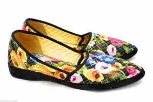 Vintage 1960s Slippers Floral Quilted  7 M  Wedge Unworn Modified Pointed Toe - Fashionconservatory.com