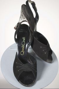 Black suede 1950s slingback sandals lucite heels by QualiCraft | Size 7 B