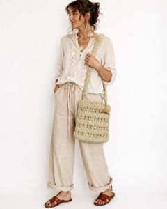 Vintage 70s Sharif Woven Raffia Shoulder Bag | Made Italy Gold Triangle Boho Purse - Fashionconservatory.com