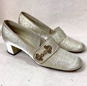 60s Vintage Miss Wonderful Pale Gold Metallic Square Toe Heeled Loafer Narrow Size 7 Heel 2''