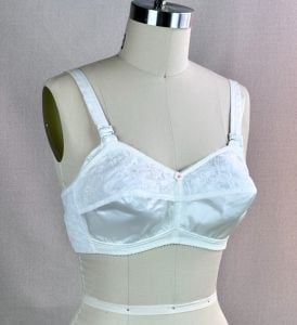 Vintage 70s Sculptress Bra, Uplifting Banderin Brassiere, Size 34DD - Fashionconservatory.com