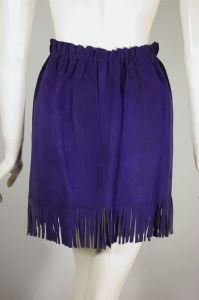 Deep purple suede fringed mini skirt 1960s mod festival style XS - Fashionconservatory.com