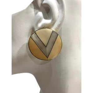 80s Large Mother of Pearl & Shell V Circle Earrings | Oversized | 1 3/8''  - Fashionconservatory.com