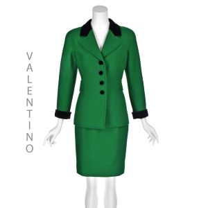 VALENTINO Vintage Green Wool Skirt Suit w/ Black Velvet Collar & Cuffs SZ2 NWT