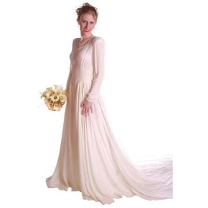 Stunning Vintage Winter White Silk Velvet Wedding Gown w/Train 1940s Size Small - Fashionconservatory.com