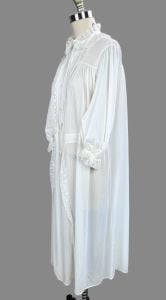 Vintage 60s White Nylon and Lace Robe, Peignoir by Rogers, Sz Medium - Fashionconservatory.com